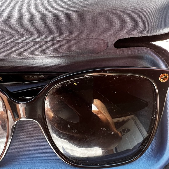 Authentic Gucci Shades - Picture 5 of 5